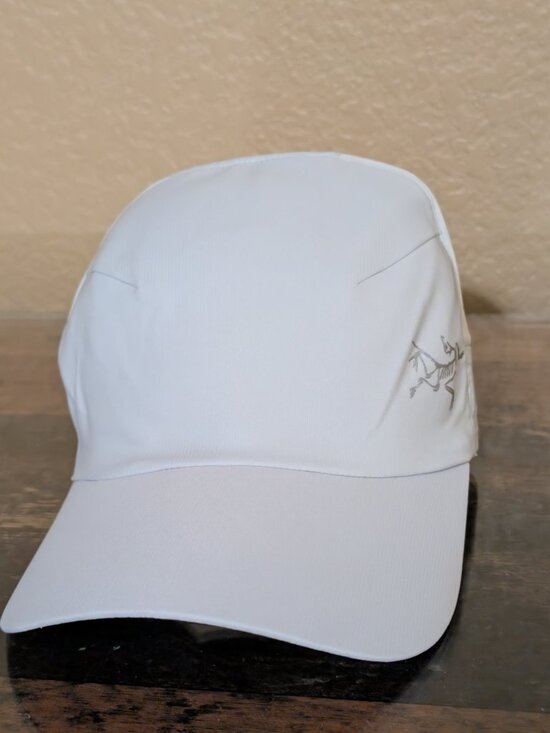 Arc\'teryx Light Blue Performance Running Hat Cap Adjustable Unisex main image 4